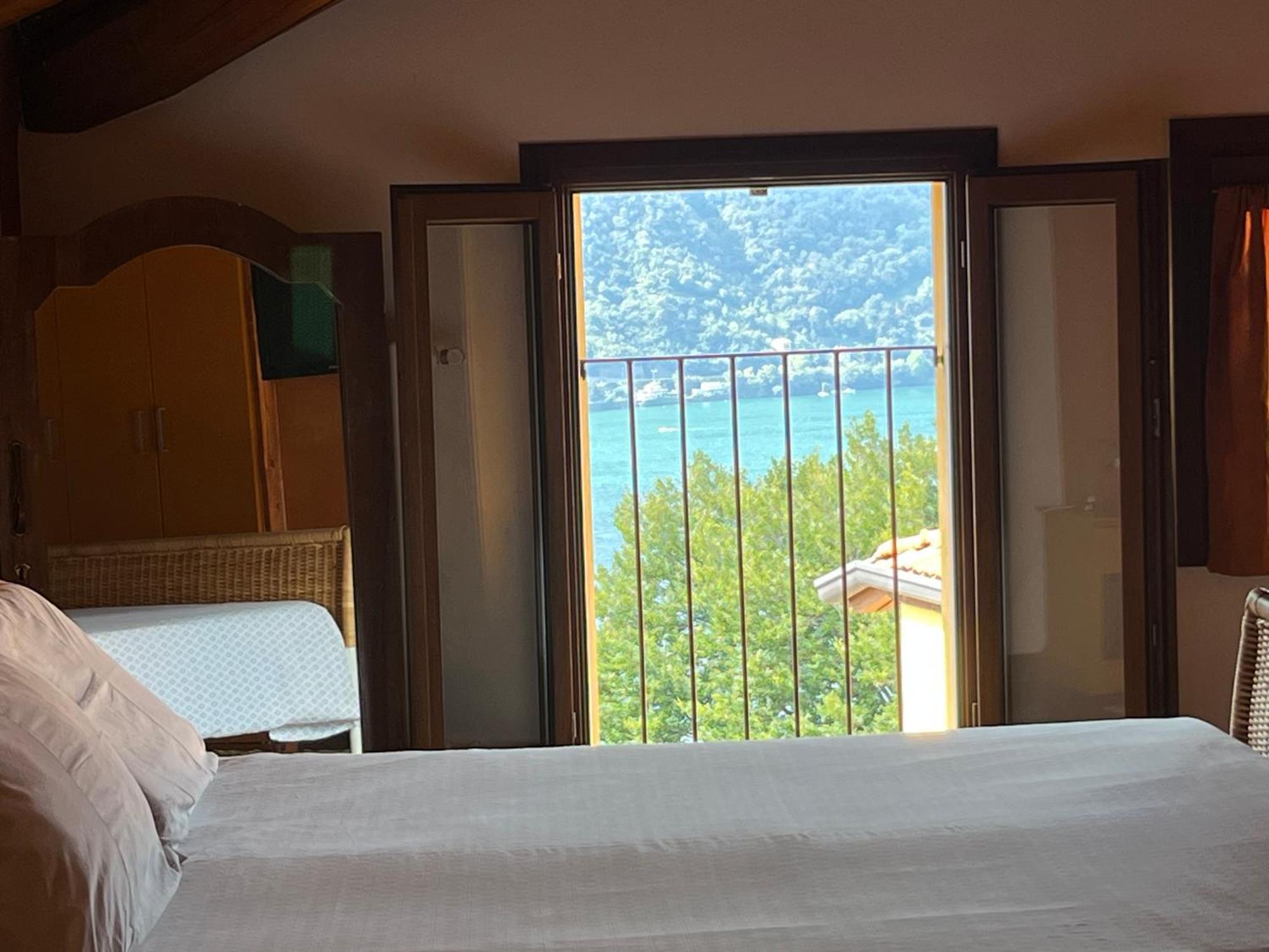 Casa Vacanza Castagna Nesso Ngoại thất bức ảnh
